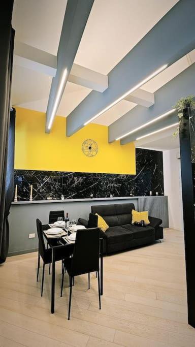 Apartment Trastevere Golden Luxury Loft